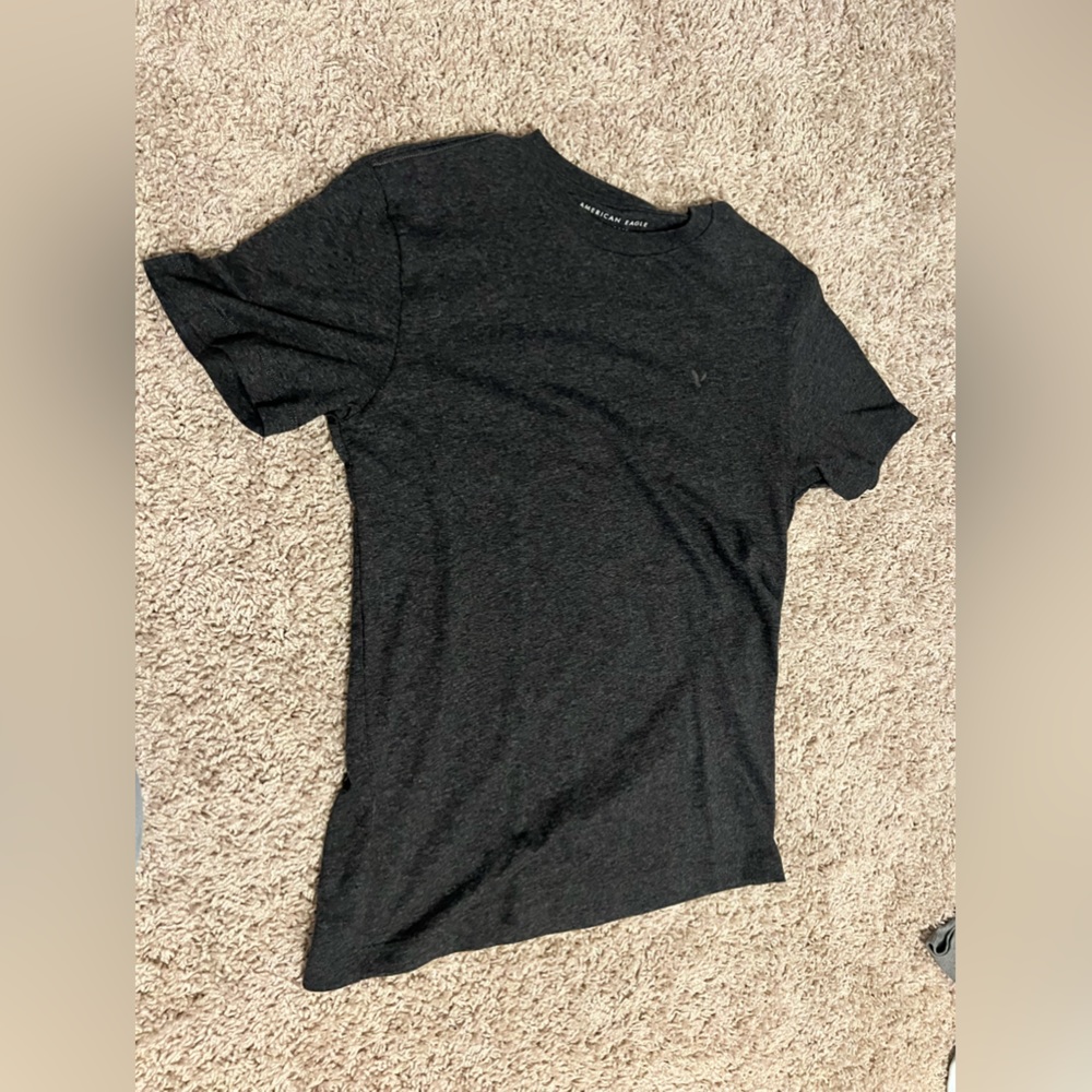 Grey t-shirt